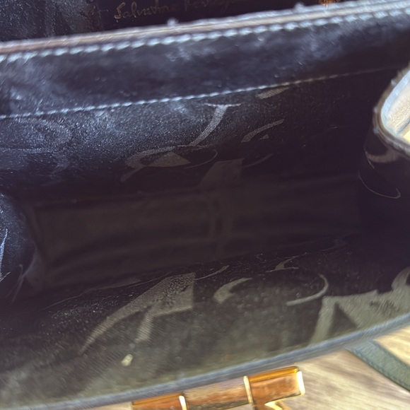 Salvatore Ferragamo Gancini leather 2-way Kelly shoulder bag - Picture 12 of 16